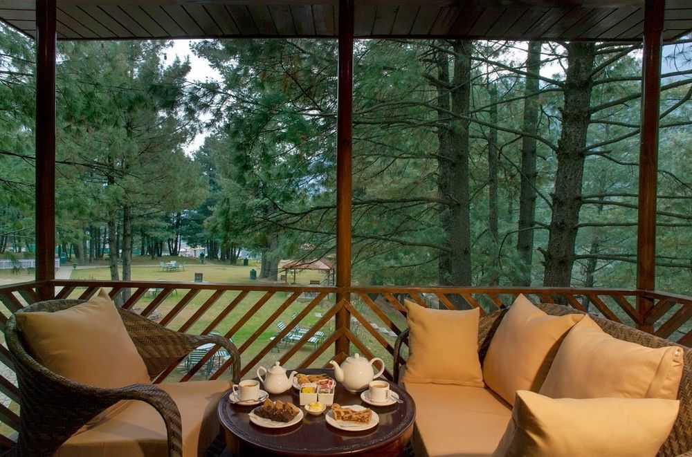 Senator Pine N Peak Hotel Pahalgām Buitenkant foto