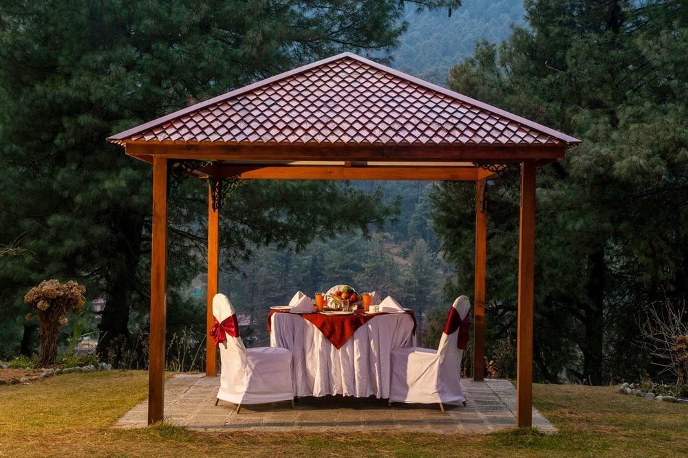 Senator Pine N Peak Hotel Pahalgām Buitenkant foto